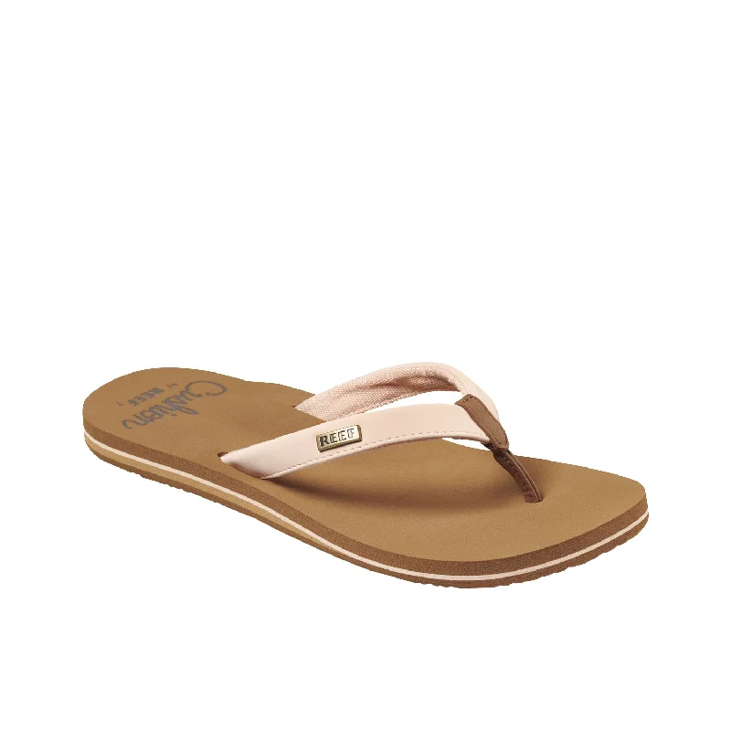 Massive Savings Reef Cushion Sands Womens Sandal