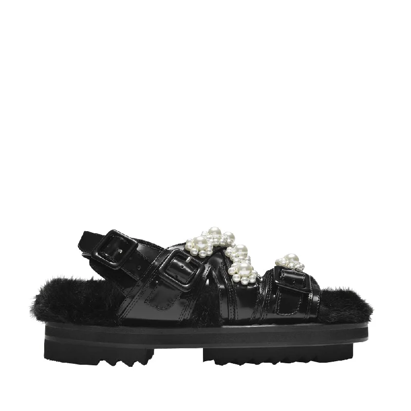 Fashion-Forward Offers Multi-Strap Track Sandal in Black Pearl Leather