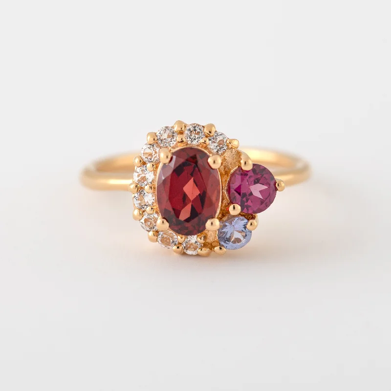 Unmissable Jewelry Sale – Shop Before It's Too Late Brooklyn Garnet Cluster Band