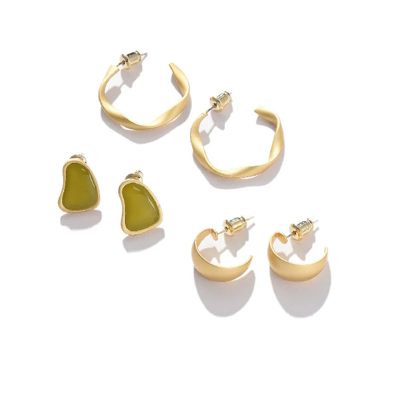 Elegant Jewelry Pieces At Unbelievable Prices Gold-toned Contemporary Studs Earrings