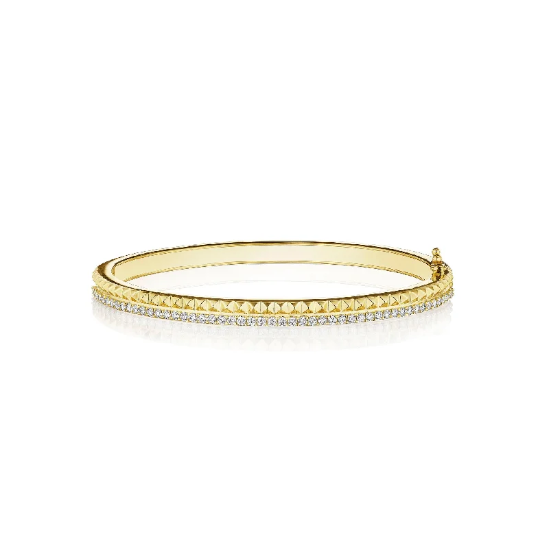 Handmade Pearl Jewelry For Timeless Elegance Rockstud Edge Diamond Bangle