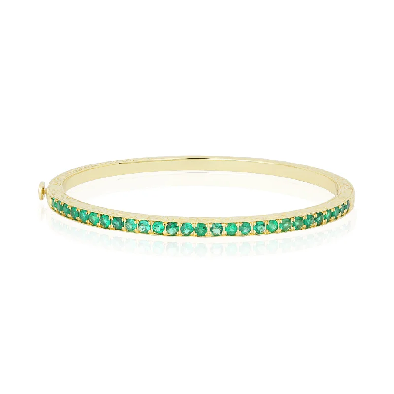 Premium Diamond Jewelry For Unforgettable Moments 18k Yellow Gold Round Emerald Bangle