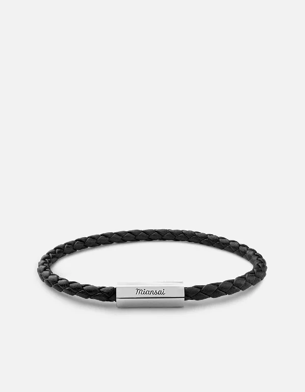Bohemian-Inspired Jewelry For Free-Spirited Fashion Bare Single Bracelet, Stainless Steel
