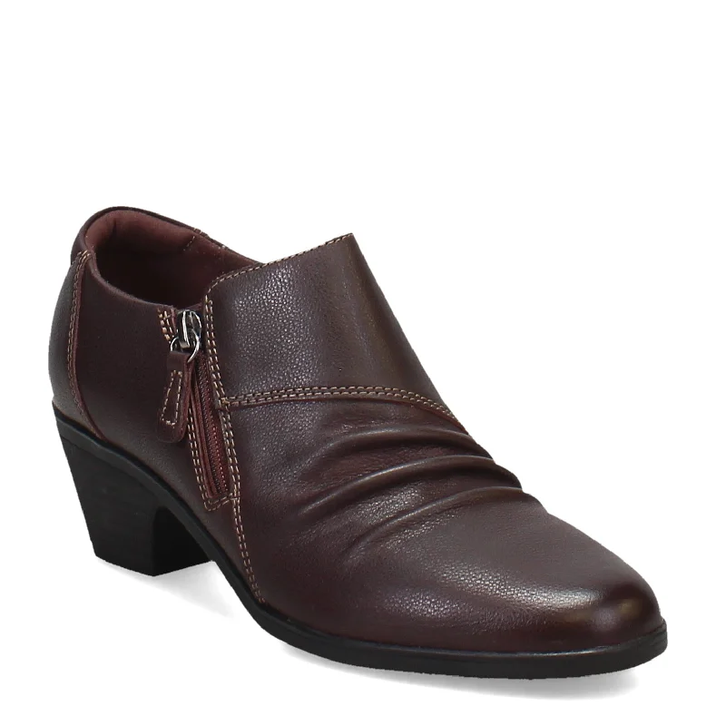Stylish Looks Women's Clarks, Emily2 Braley Shootie