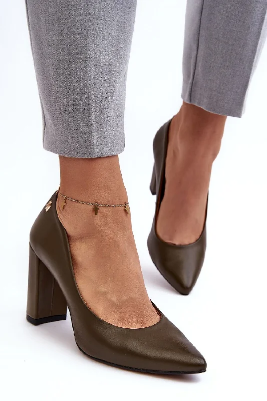 Vintage-Inspired Footwear Sale Step In Style Classic Leather Block Heel Pumps