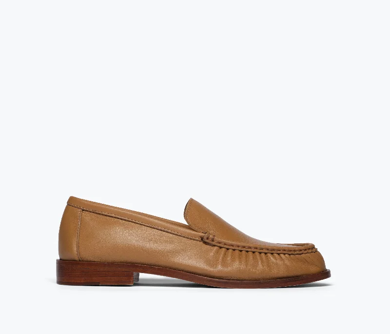 Big Savings LEIGHTON SOFT LEATHER LOAFER