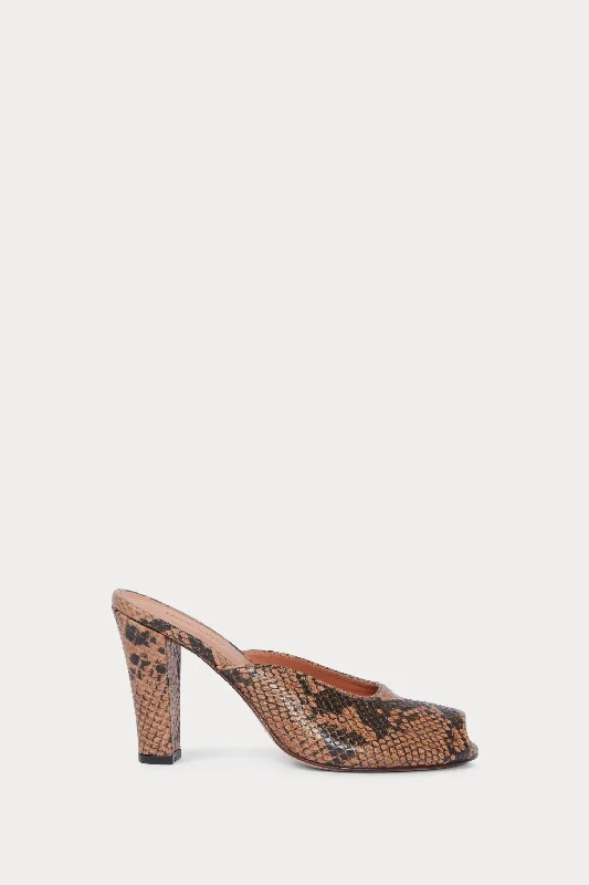 Vintage-Inspired Style Offers Malta Mule