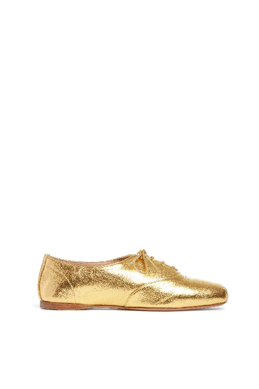 Unleash Your Trend Driven Style Maya Flat Shoe in Gold Nappa Leather