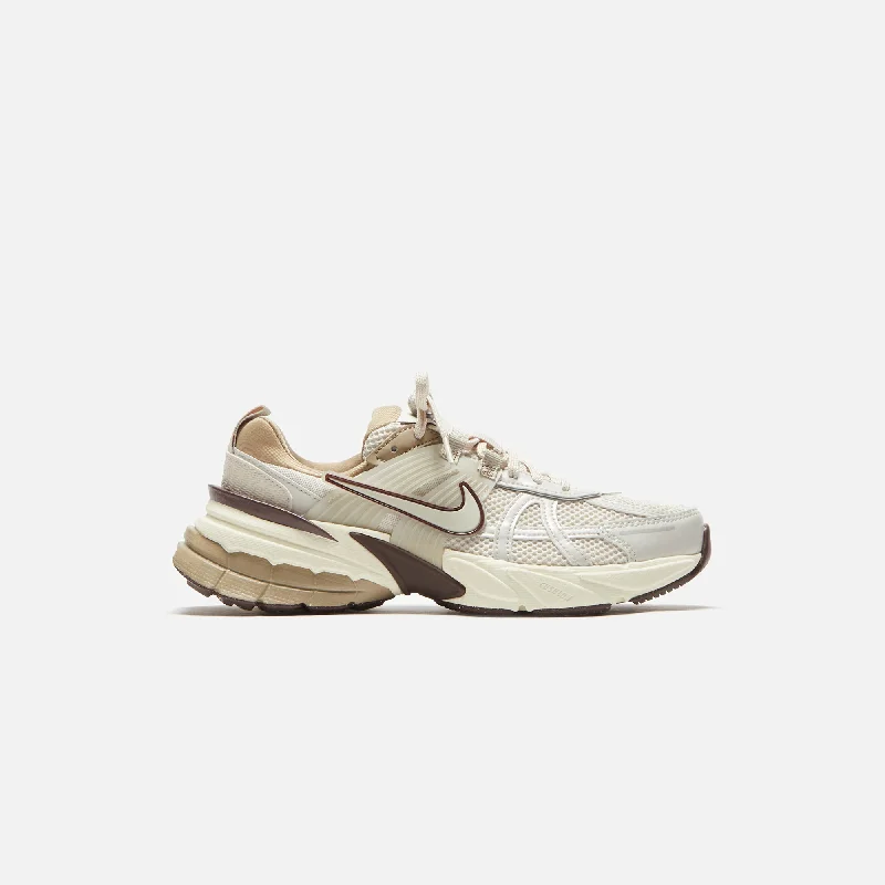 Vintage-Modern Style Offers Nike WMNS V2K Run - Light Orewood Brown / Light Bone / Khaki Vintage-Modern Style Offers Nike WMNS V2K Run - Light Orewood Brown / Light Bone / Khaki