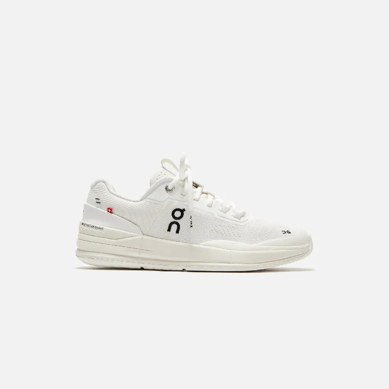 Elevated Casual Discounts On Running WMNS The Roger Pro - Undyed White / Black