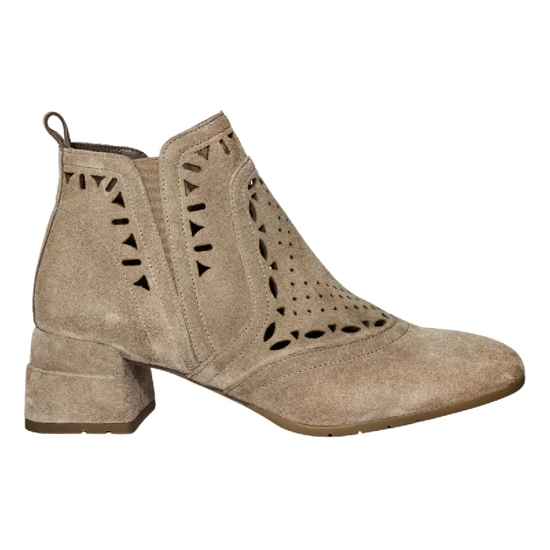 Vintage-Inspired Style Offers Softwaves Women's Kandra Taupe Suede
