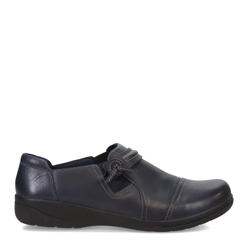 Break Fashion Norms Women's Clarks, Cheyn Madi Slip-On