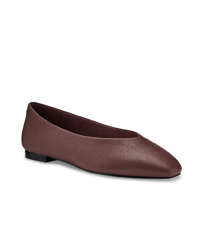 Fast Fashion Favorites The Crane - Port Leather