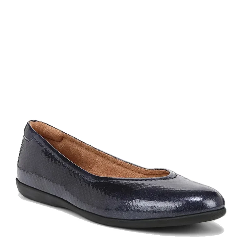 Seize Bargains Women's Naturalizer, Vivienne Flat