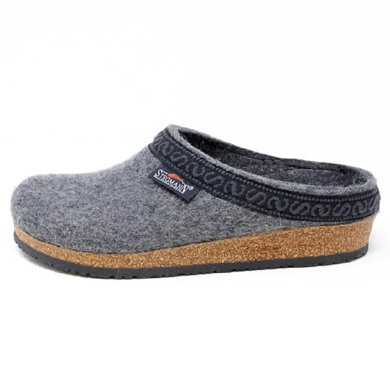 Luxury Boots Sale Women's Original 108 Wool Clog - Medium