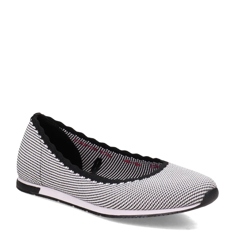 Women's Chic Footwear Women's Skechers, Cleo Jogger - Quick-Wit Slip-On