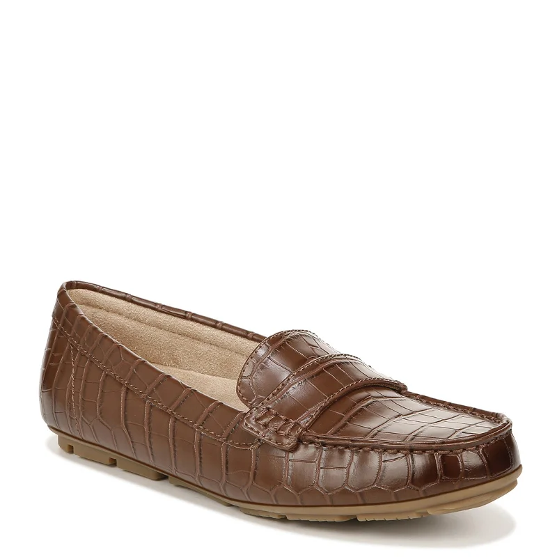 Stylish Savings Women's SOUL Naturalizer, Seven Loafer