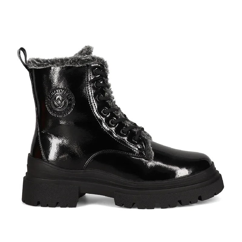 Sophisticated Street Style Offers Aquatherm Women's Lyn in Black
