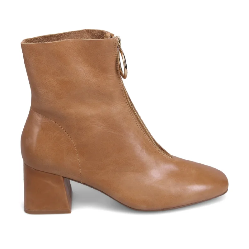 Casual Fashion Django & Juliette Women's Vella in Tan