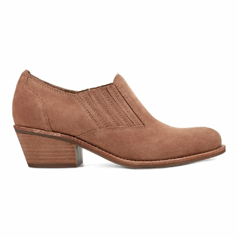 Fashion Forward, Function First Earth Women's Jalin Brown M