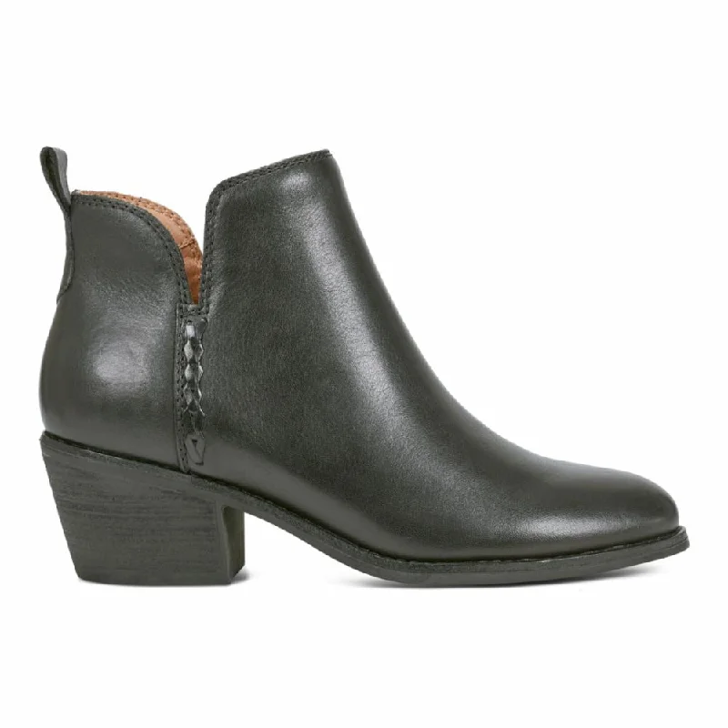 Unleash Your Style Earth Women's Marisole Black M