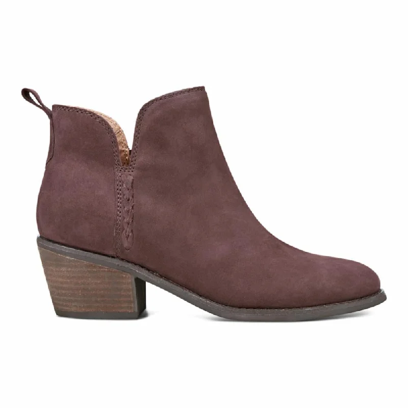 Break Fashion Norms Earth Women's Marisole Brown M