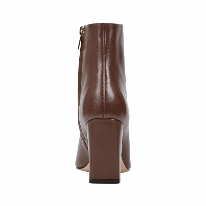 Special Offers Marc Fisher Ltd Women's Yanara Brown M