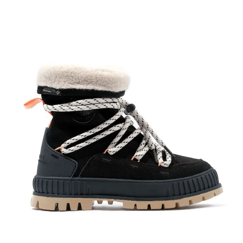 Crazy Price Slashing Palladium Women's Pallashock Hiver in Black