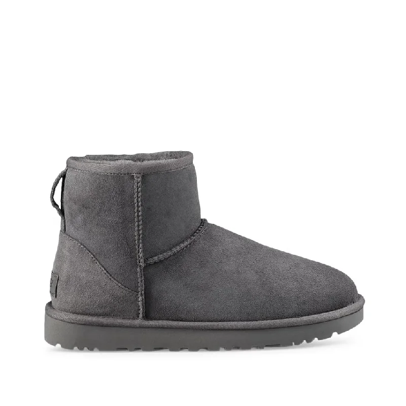 Slip-On Shoes Promotion UGG Women's Classic Mini II in Grey