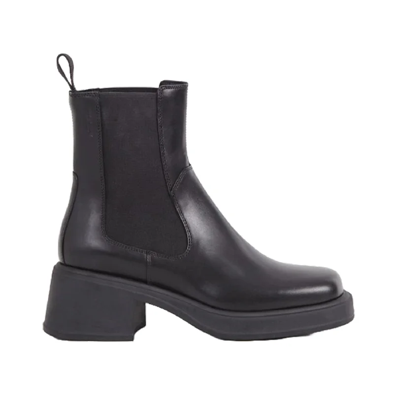Fashion Forward Vagabond Women's Dorah in Black