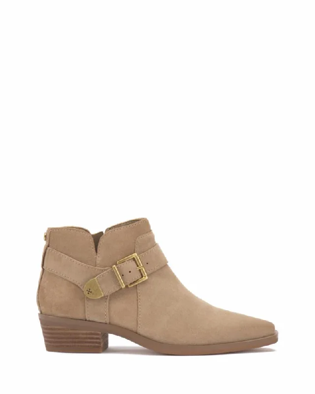 Exclusive Fashion Deals Vince Camuto Women's Maiyah Nude M