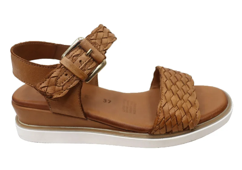 Urban Fashion Footwear Orizonte Queni Womens Comfortable European Leather Wedge Sandals