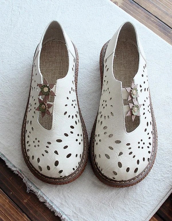 Chic & Cozy Collection Women's Round Head Soft Leather Retro Shoes